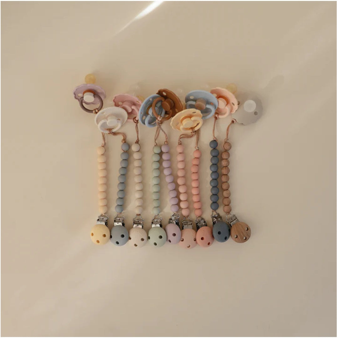 Mushie Silicone Pacifier Clip | Hera Sage